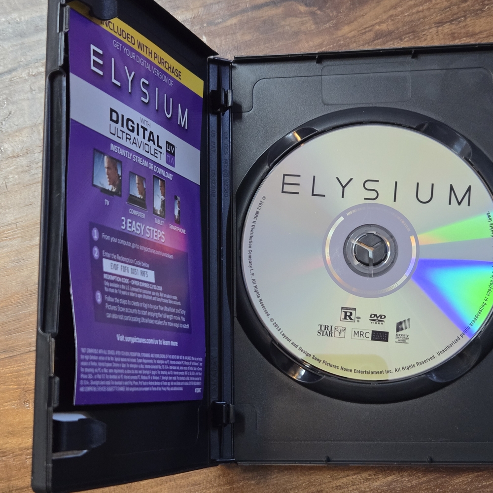 Elysium DVD Matt Damon Jodie Foster Rated R (2013) - Picture 3 of 5